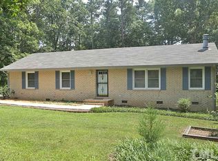 701 Daffodil Ln, Durham, NC 27712