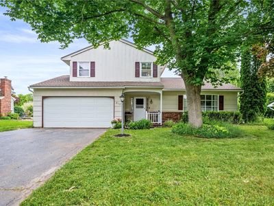 217 Red Lion Rd, Henrietta, NY, 14467