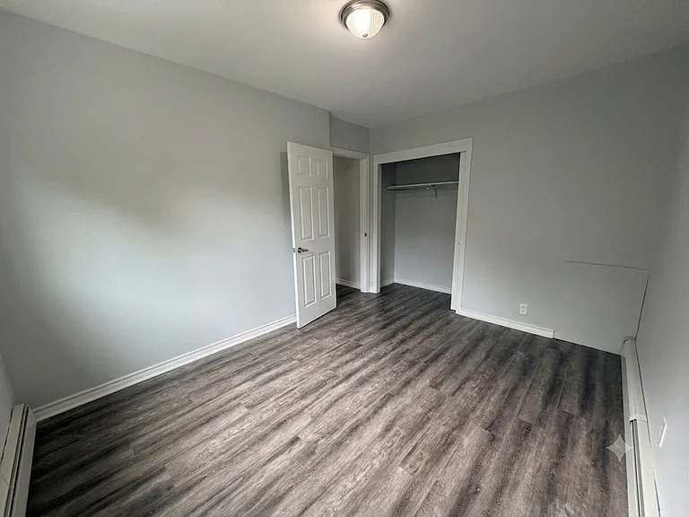 50 Penetang St #2 — Photo 2
