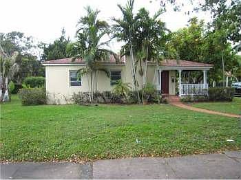 1st image of 536 Mendoza Ave