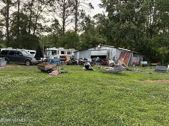 4th image of 44427 COMMANCHEE Road