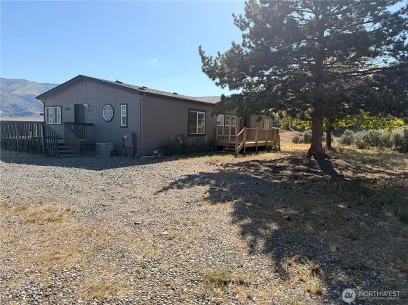 612 Orchard Drive SW, Mattawa, WA 99349