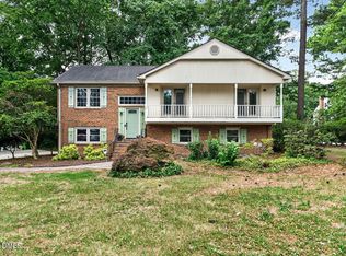 1514 Boxwood Ln, Apex, NC 27502