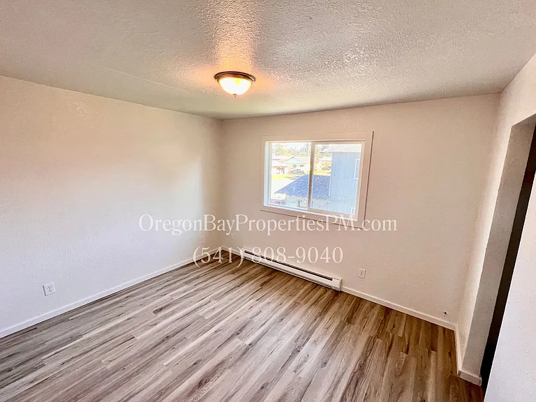 235 N Wasson St — Photo 7