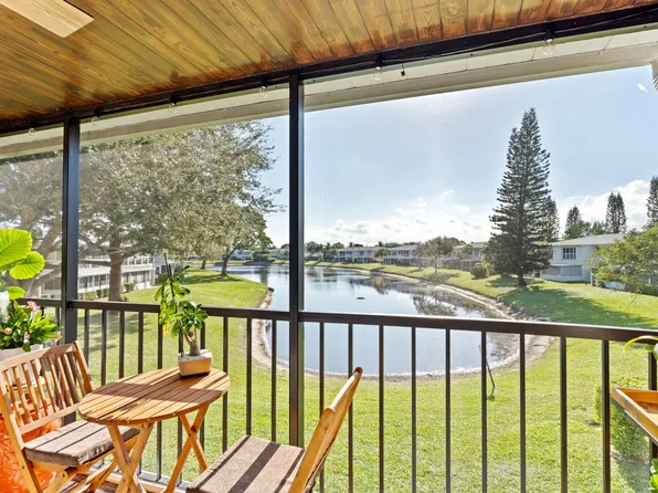 1540 NW 18th Avenue #203, Delray Beach, FL 33445