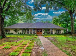 2348 Twin Lakes Cir, Jackson, MS 39211