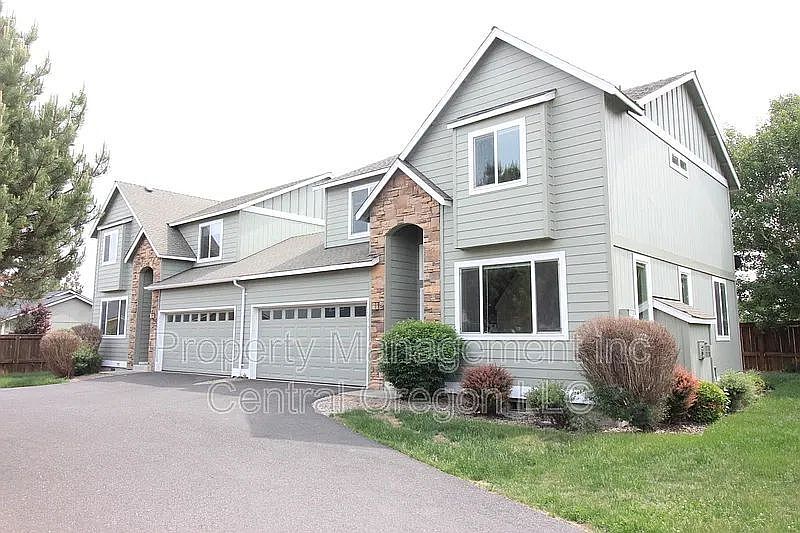 1st image of 2524 SW Cascade Mountain Ln