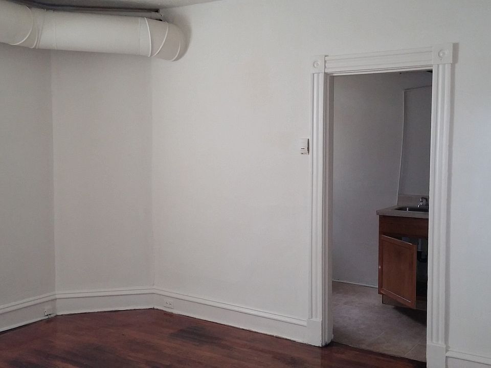 Building Photo 5