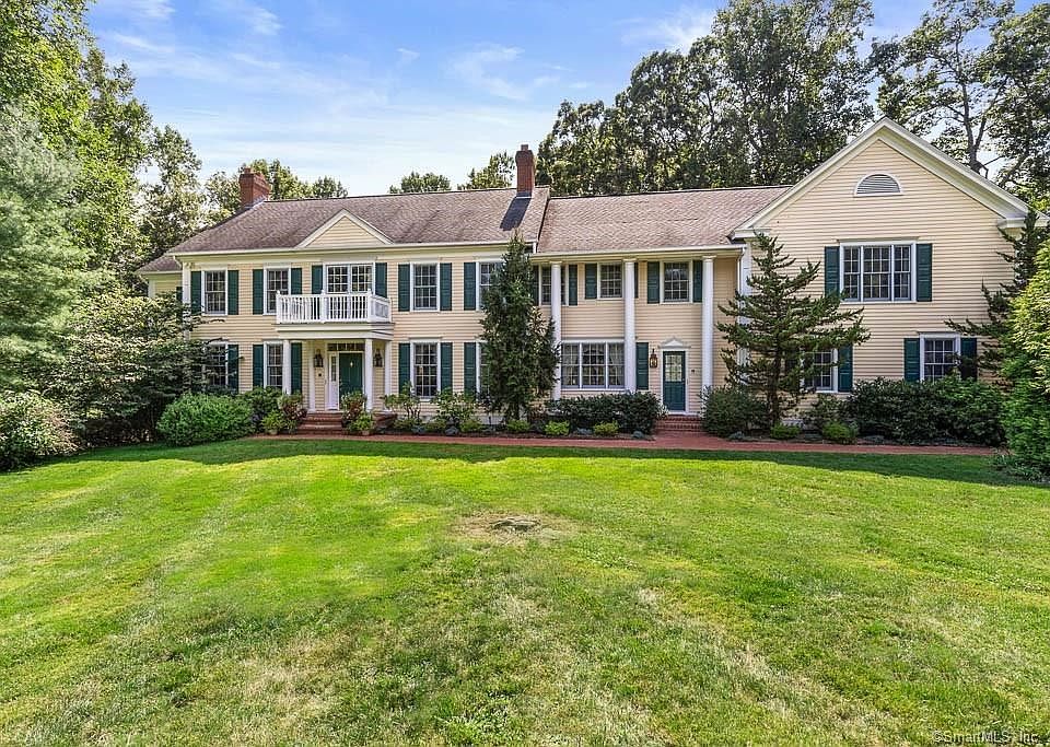 Front exterior of 70 Penny Lane
