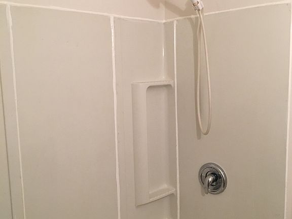 Bathroom Tub