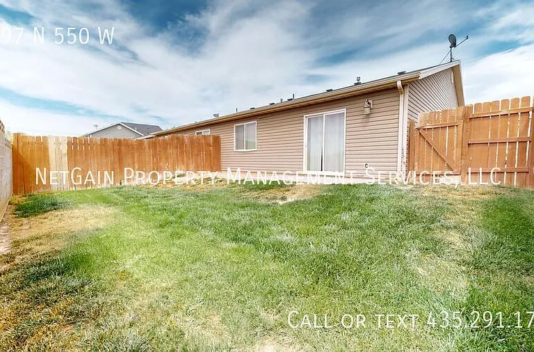 2097 N 550 W — Photo 18