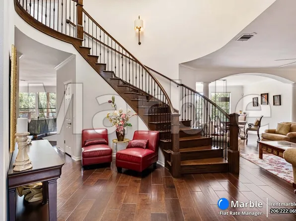 5511 Courtyard Dr, Austin, TX 78731