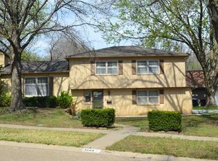 3244 SW 33rd Ct, Topeka, KS 66614