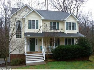 7519 Kentucky Derby Dr, Midlothian, VA 23112