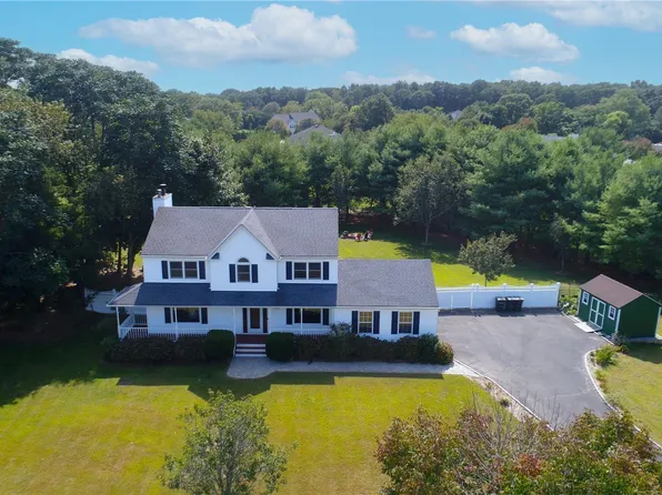 170 Grant Drive, Aquebogue, NY 11931