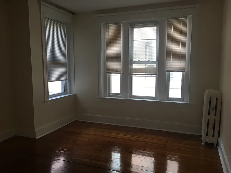14 Parkway Rd #4 — Photo 6