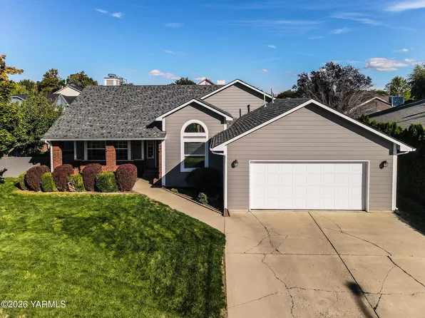 7412 Maree Ln, Yakima, WA 98908