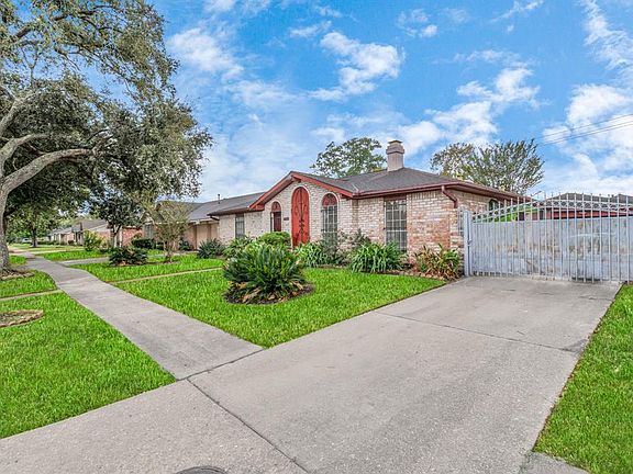 8802 Brookwulf Dr, Houston, TX 77099 | MLS #29831647 | Zillow