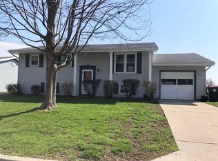 1740 Gleason Dr, Rantoul, IL 61866