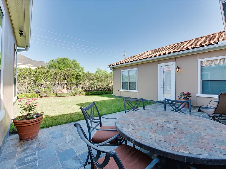 2011 Flower Garden Ln — Photo 5