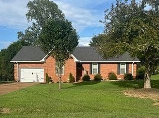 165 Marcus Ln, Lexington, TN 38351