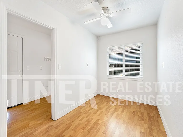 1436 Carrie St — Photo 10