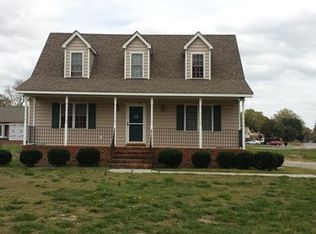 7301 Hopkins Rd, North Chesterfield, VA 23237