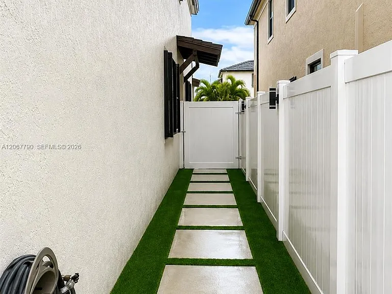 10944 W 35th Ln — Photo 21