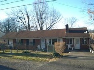 3515 Signal Hill Ave NW, Roanoke, VA 24017