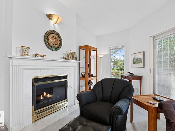 4th image of 11660 79th Ave NW #308