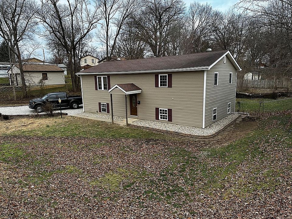 1st image of 116 Tomlinson St