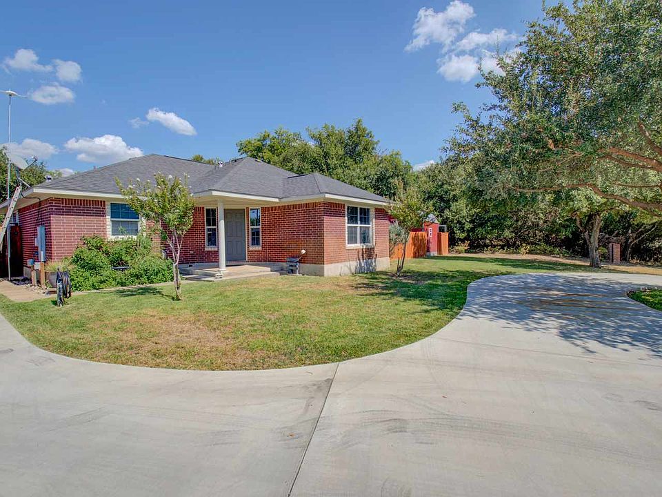 1st image of 219 Overstreet Dr