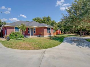 219 Overstreet Dr, Sunrise Beach, TX 78643