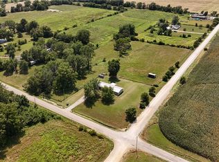 14026 S 1700th Rd, Nevada, MO 64772