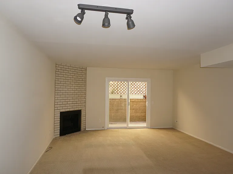 3722 Hughes Ave #19 — Photo 2