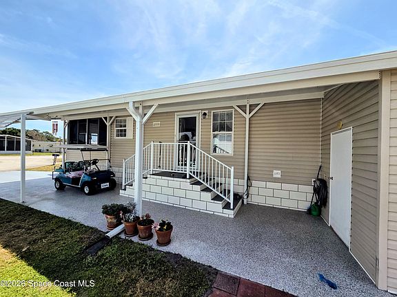 4th image of 118 Holiday Park Blvd NE