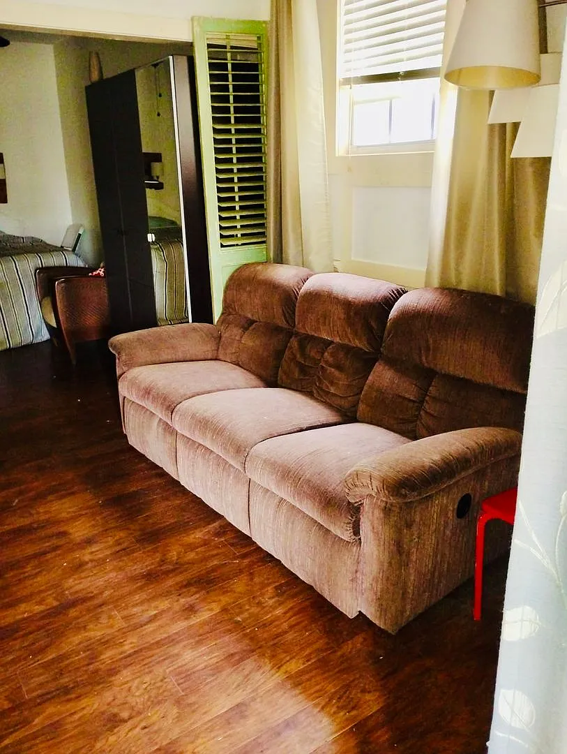 936 Riverside Dr — Photo 4