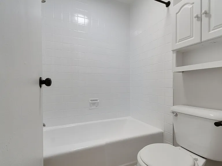 The Meadows Apartment Homes — Photo 23