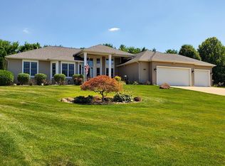 60900 Kelsie Ct, Elkhart, IN 46517