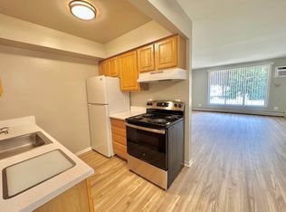 22701 E Nine Mile Rd #13, Saint Clair Shores, MI 48080