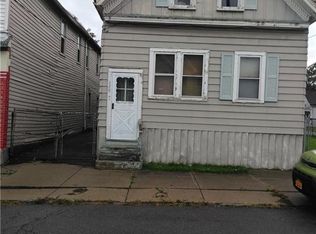 229 Peckham St, Buffalo, NY 14206