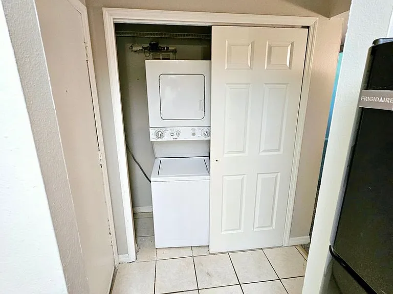 1695 Lee Rd #D213 — Photo 14