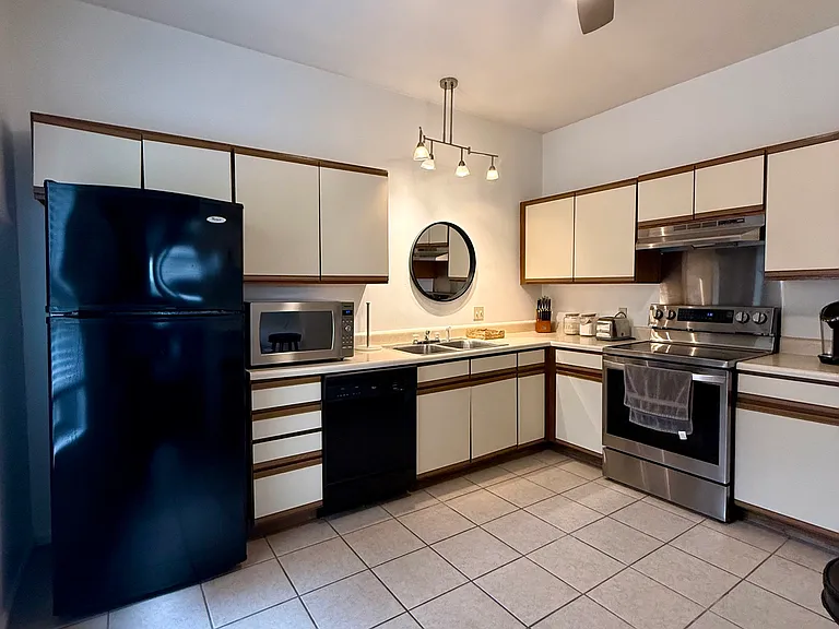 2702 S 13th St #B — Photo 16