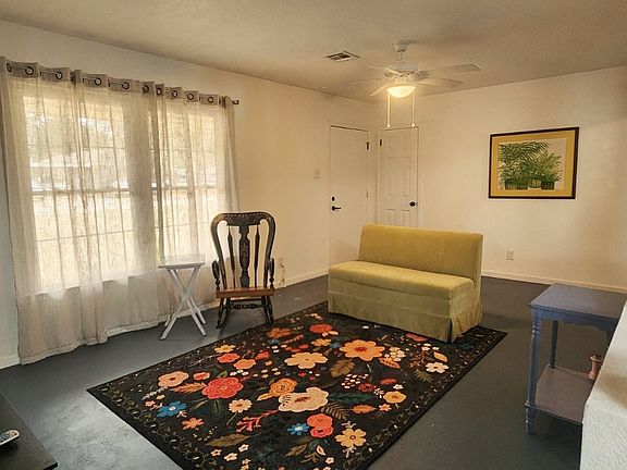 5th image of 323 Hinson Dr #A
