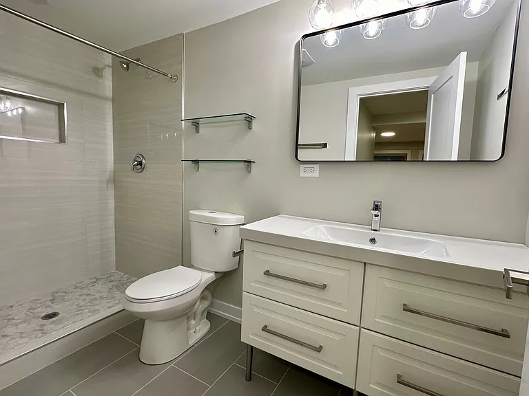 1859 N Washtenaw Ave #1F — Photo 11