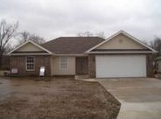 117 Gum Dr, Carterville, MO 64835