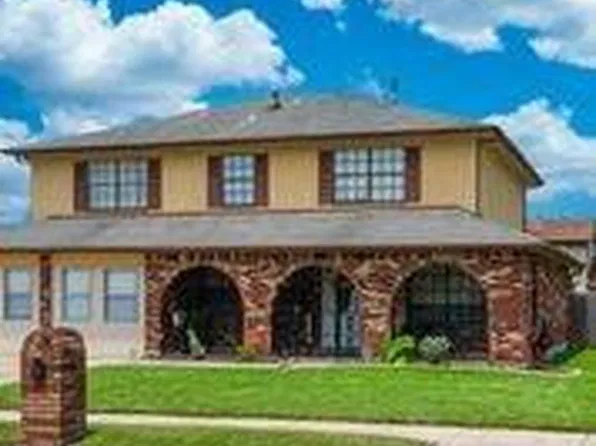11051 Yardley Rd, New Orleans, LA 70127