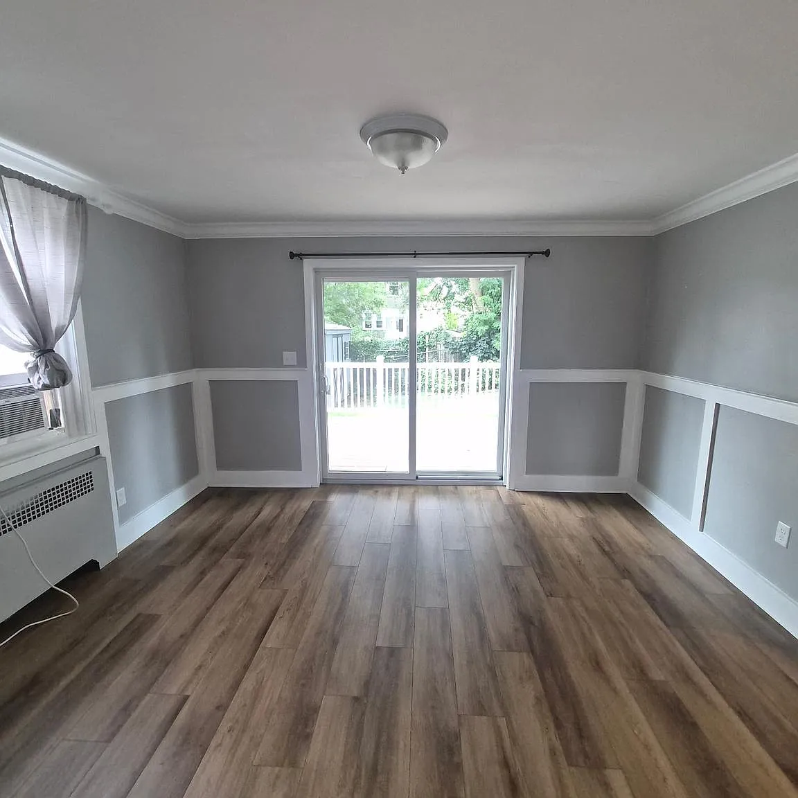 3 bed, 1243 sqft, $2,475 — Photo 4