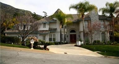 1st image of 930 Cloverview Dr