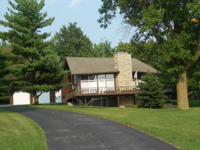 N8546 Seward Dr, Berlin, WI, 54923